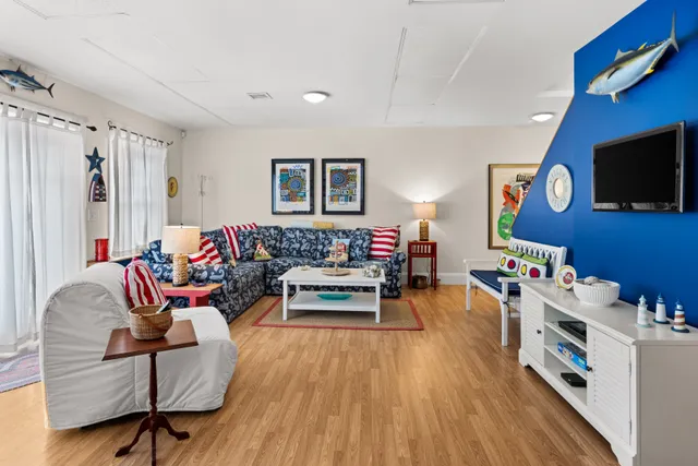 $2,495,000 | 61 Causeway Road, Vineyard Haven, MA 02568