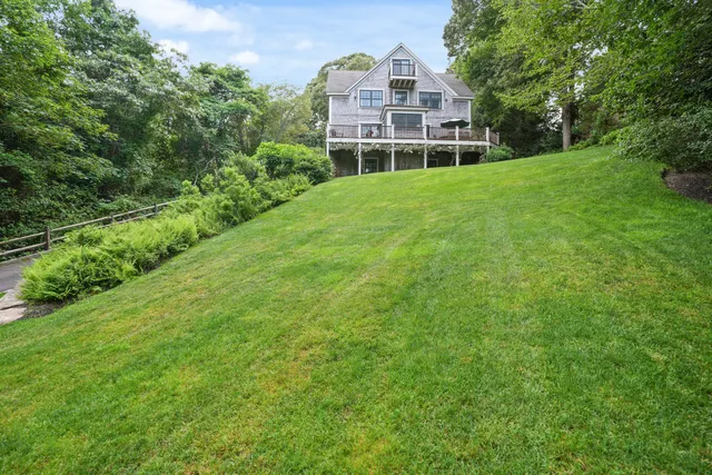 $2,495,000 | 61 Causeway Road, Vineyard Haven, MA 02568