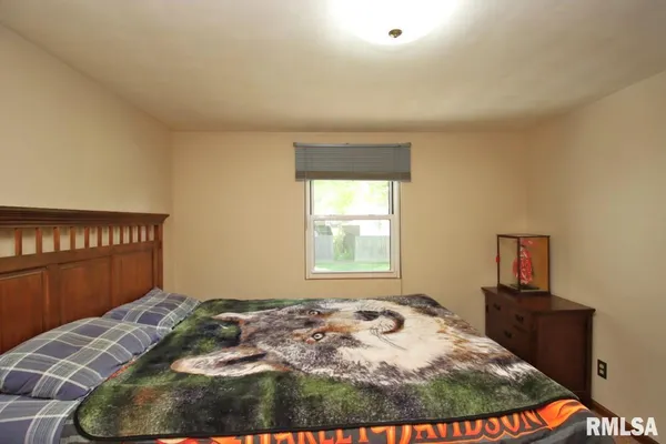 $177,500 | 204 Hemlock Street, Pekin, IL 61554