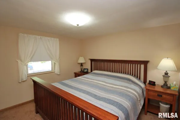 $177,500 | 204 Hemlock Street, Pekin, IL 61554