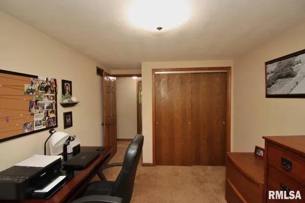 $177,500 | 204 Hemlock Street, Pekin, IL 61554