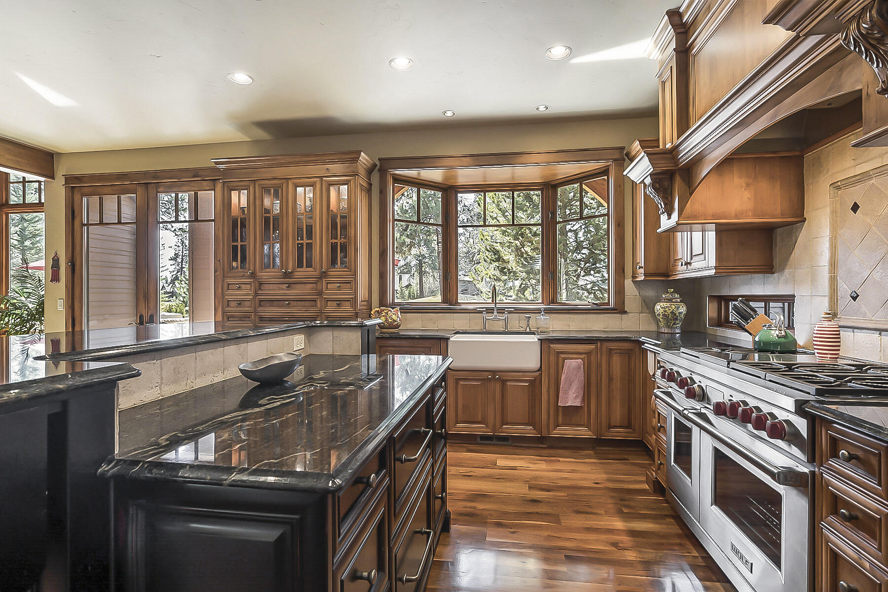 19436 Green Lakes Loop Bend, OR 97702 - Photo 21 of 53 Top-of-the-line Appliances