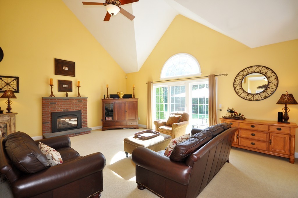 92 Grist Mill Road Littleton, MA 01460 - Photo 3 of 26 Gallery Image 3