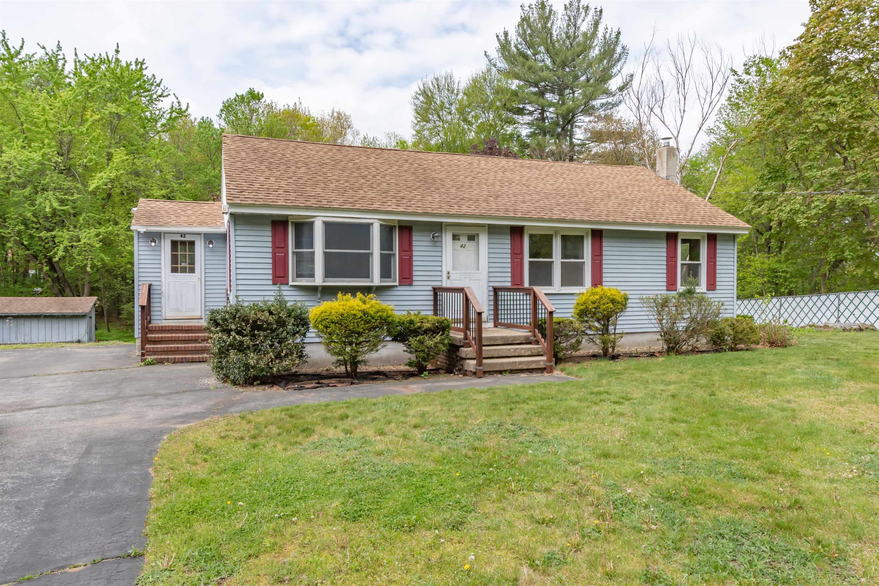 42 Briarwood Road Pelham, NH 03076 - Photo 1 of 34
