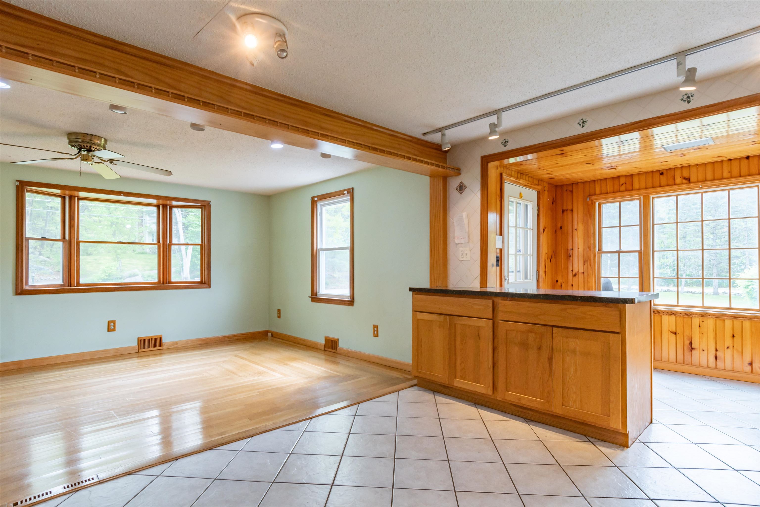 42 Briarwood Road Pelham, NH 03076 - Photo 32 of 34