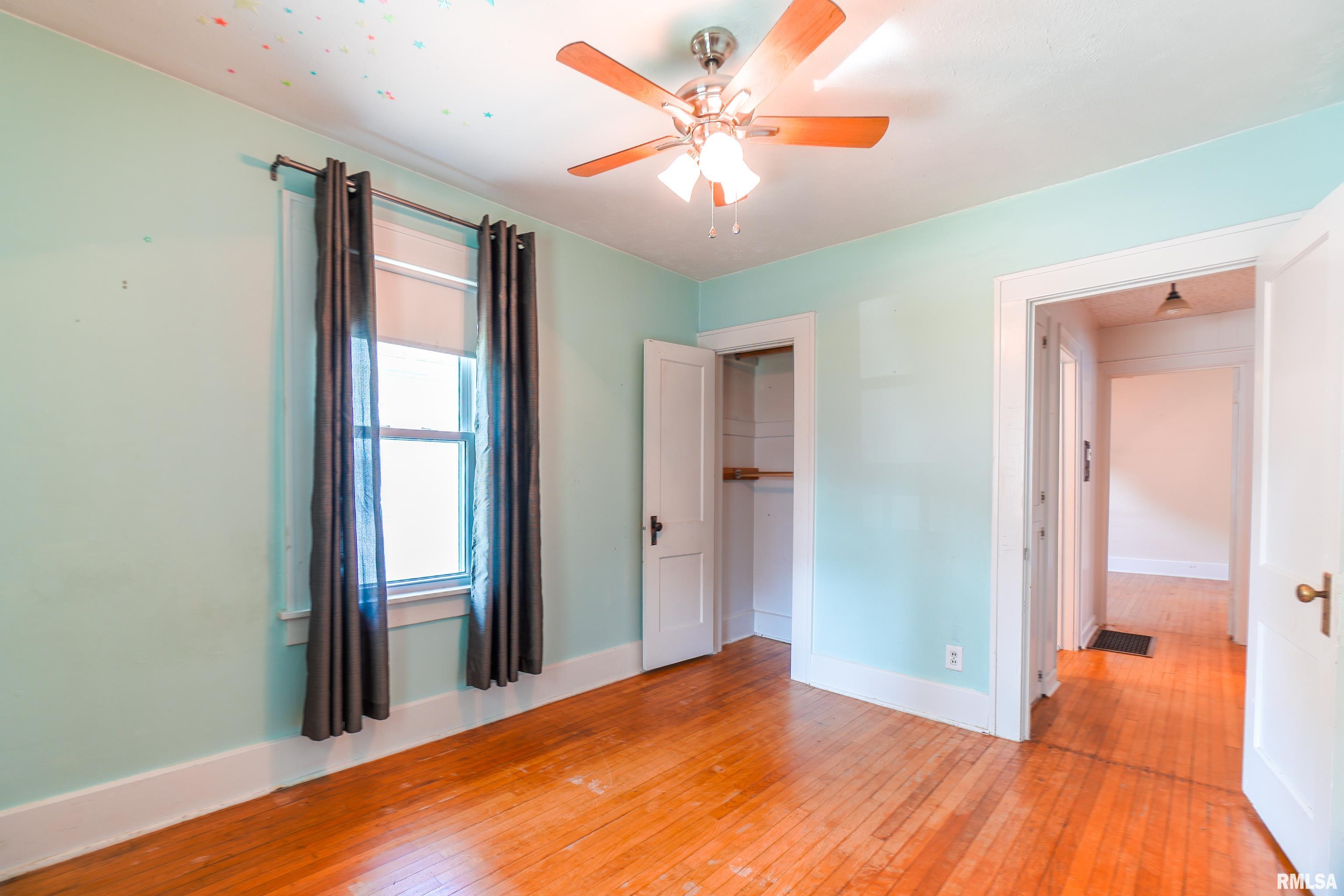 2013 South Pasfield Street Springfield, IL 62704 - Photo 20 of 39