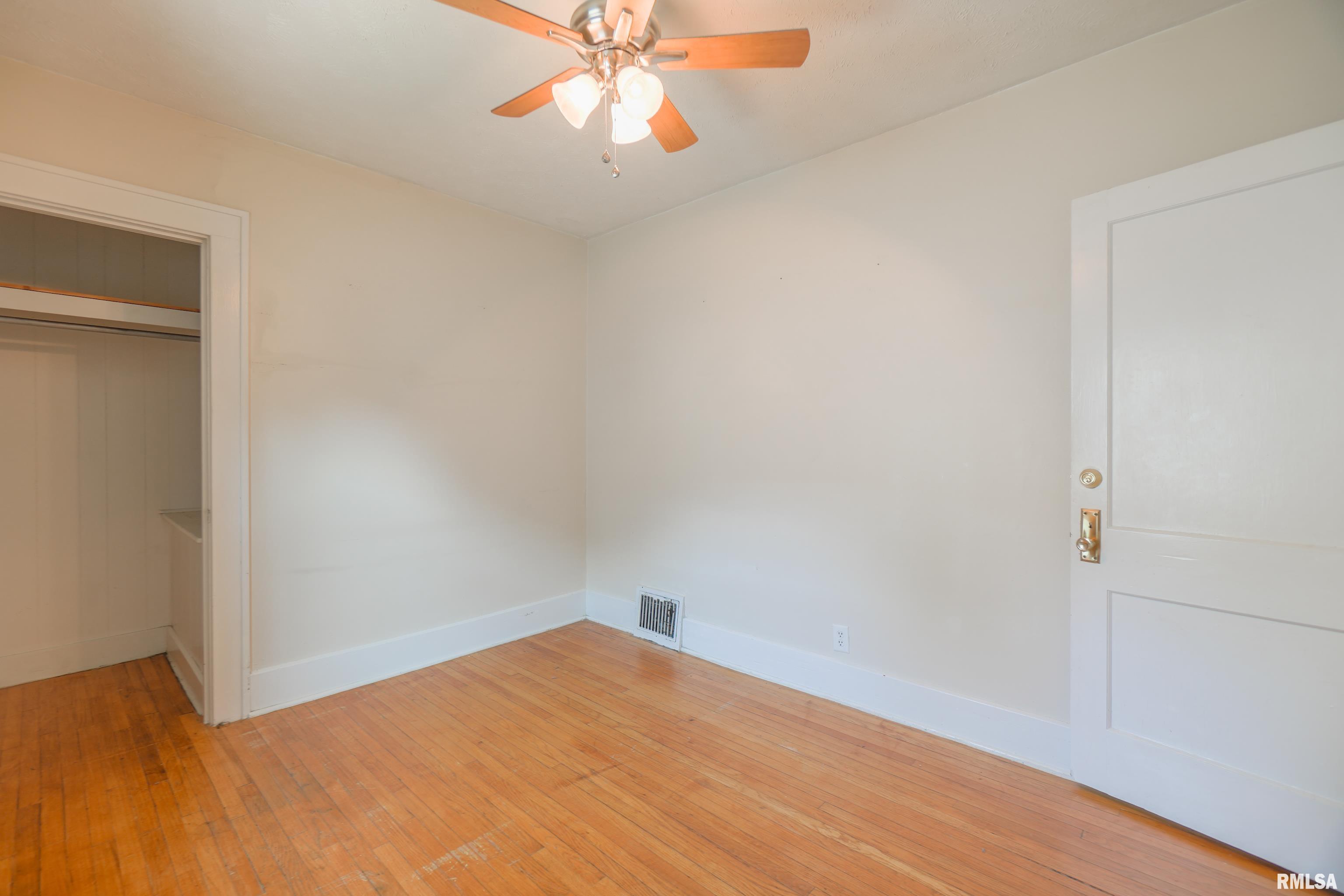 2013 South Pasfield Street Springfield, IL 62704 - Photo 21 of 39