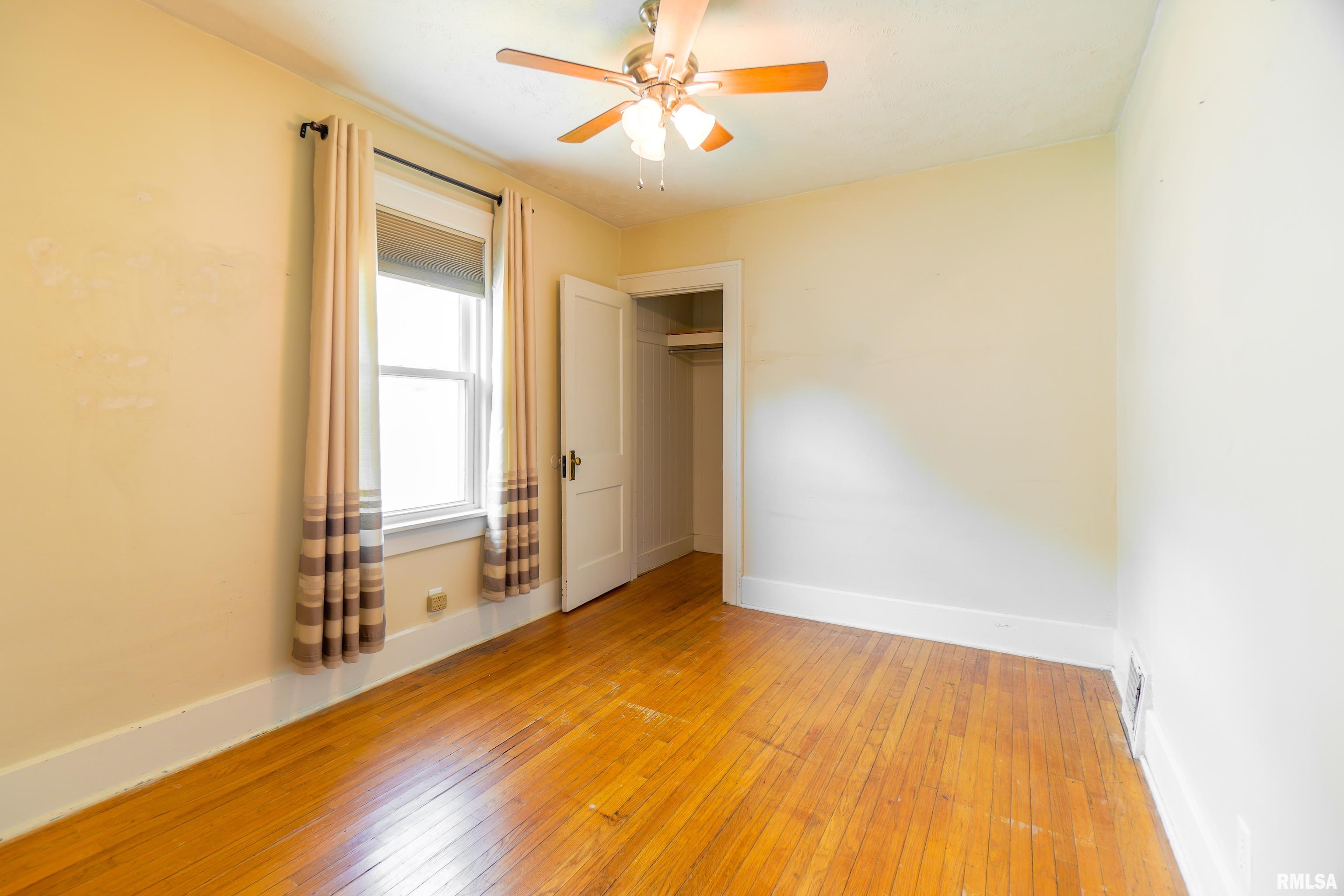 2013 South Pasfield Street Springfield, IL 62704 - Photo 24 of 39