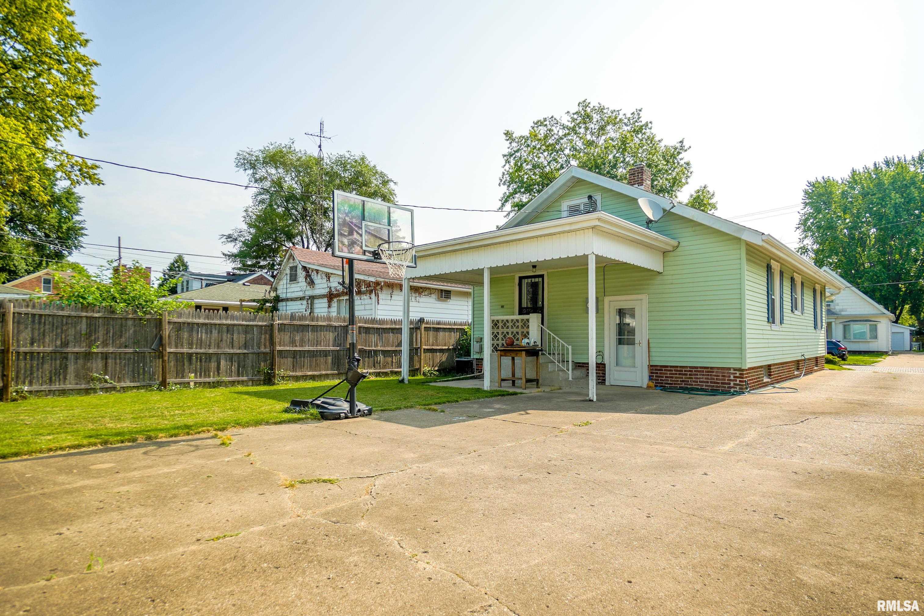 2013 South Pasfield Street Springfield, IL 62704 - Photo 39 of 39