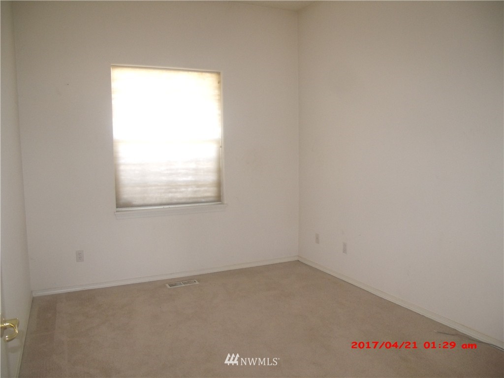 115 Chelsea Road Castle Rock, WA 98611 - Photo 12 of 25