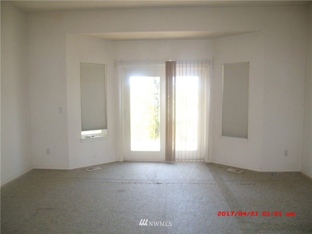 115 Chelsea Road Castle Rock, WA 98611 - Photo 19 of 25