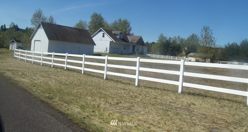 115 Chelsea Road Castle Rock, WA 98611 - Photo 4 of 25