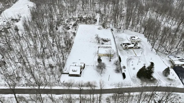 3542 West Division Road, Peru, IN 46970