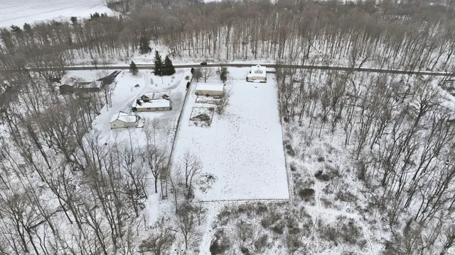 3542 West Division Road, Peru, IN 46970