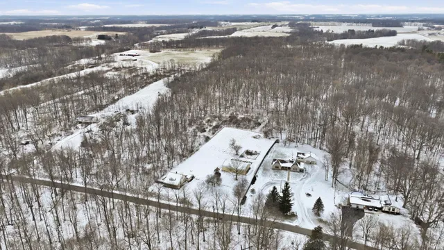 3542 West Division Road, Peru, IN 46970