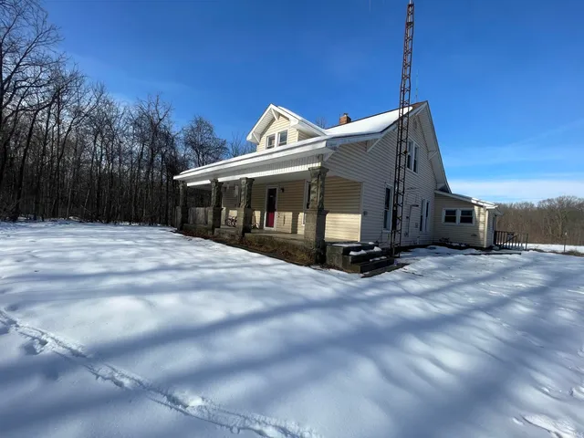 3542 West Division Road, Peru, IN 46970