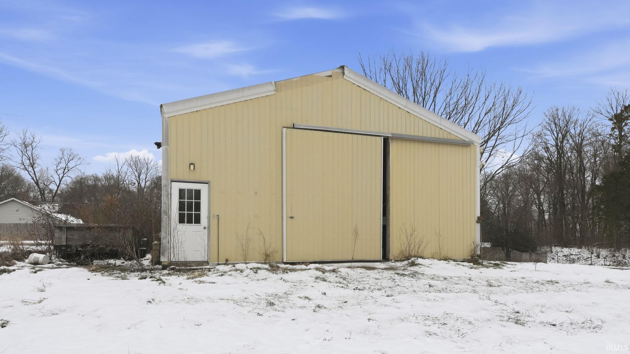 3542 West Division Road Peru, IN 46970 - Photo 5 of 34