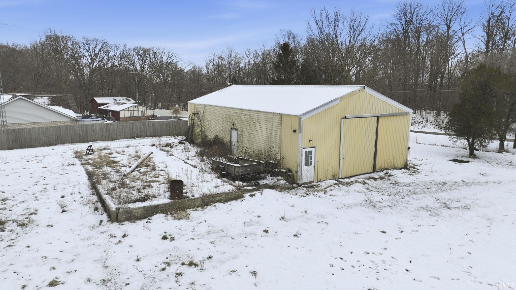 3542 West Division Road Peru, IN 46970 - Photo 7 of 34