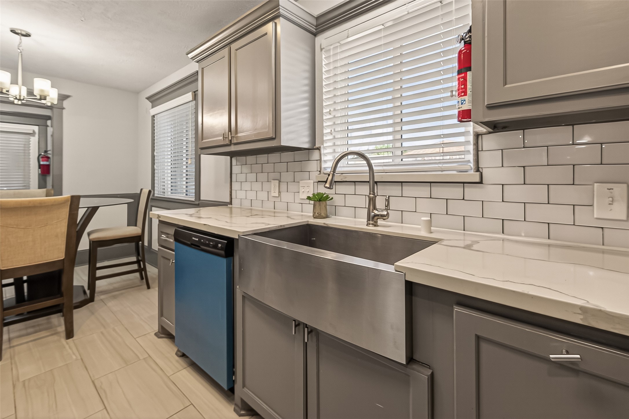 15206 Ridingwood Drive Houston, TX 77489 - Photo 25 of 43 a kitchen with a sink cabinets and appliances