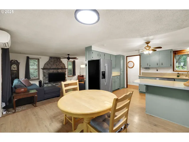 $479,000 | 89011 Bridge Street, Springfield, OR 97478