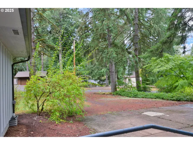 $479,000 | 89011 Bridge Street, Springfield, OR 97478