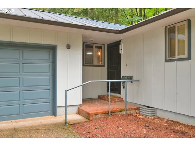 $479,000 | 89011 Bridge Street, Springfield, OR 97478