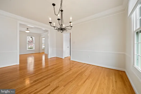 $749,000 | 9 Stage Coach Court, Germantown, MD 20876