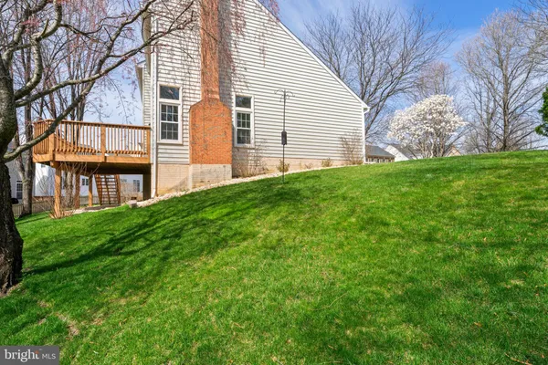 $749,000 | 9 Stage Coach Court, Germantown, MD 20876