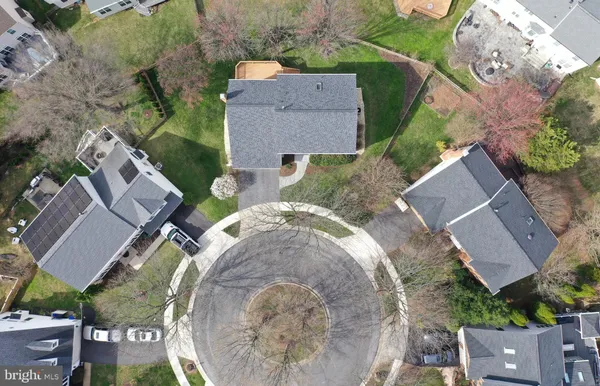$749,000 | 9 Stage Coach Court, Germantown, MD 20876