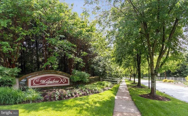 $749,000 | 9 Stage Coach Court, Germantown, MD 20876