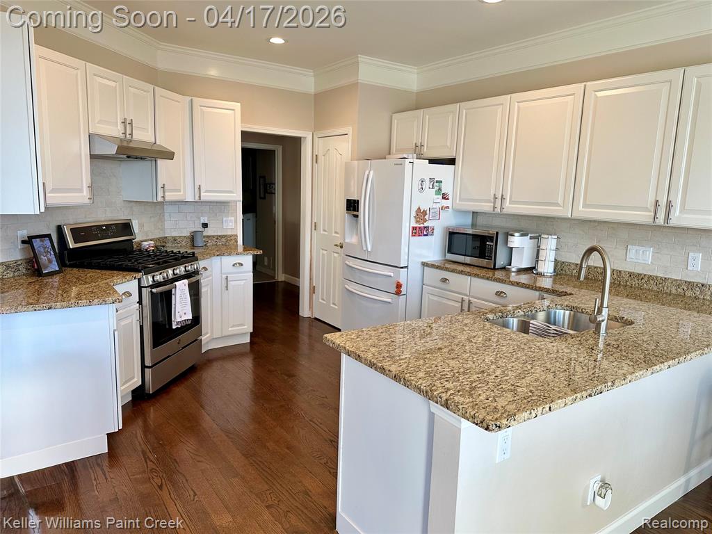 1648 Boulder Court, Unit 31 Rochester, MI 48306 - Photo 11 of 28 Gallery Image 11