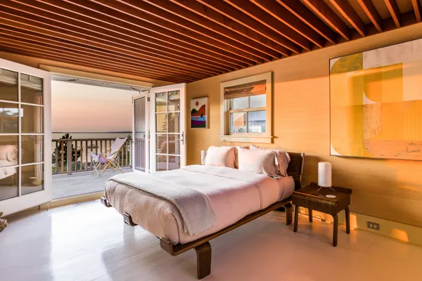 $90,000 | 20 Napeague Harbor Road, Amagansett, NY 11930