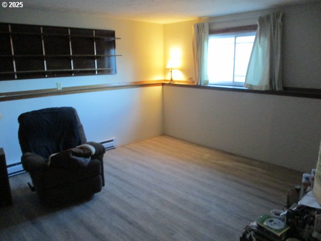 558 East Fulton Street Union, OR 97883 - Photo 12 of 41 a view of a chair near a window