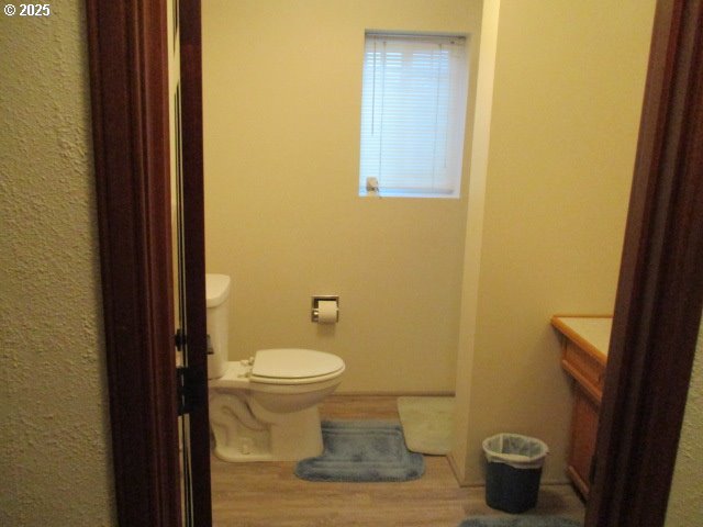 558 East Fulton Street Union, OR 97883 - Photo 19 of 41 a bathroom with a toilet and a sink