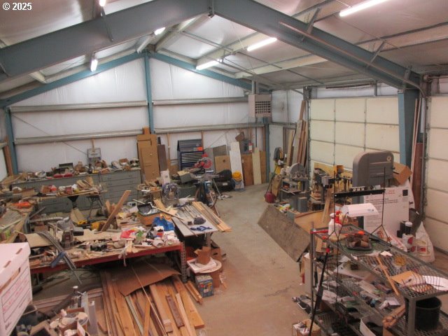 558 East Fulton Street Union, OR 97883 - Photo 27 of 41 a view of a room with gym equipment