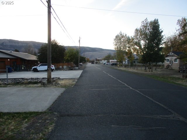 558 East Fulton Street Union, OR 97883 - Photo 40 of 41 a view of a street