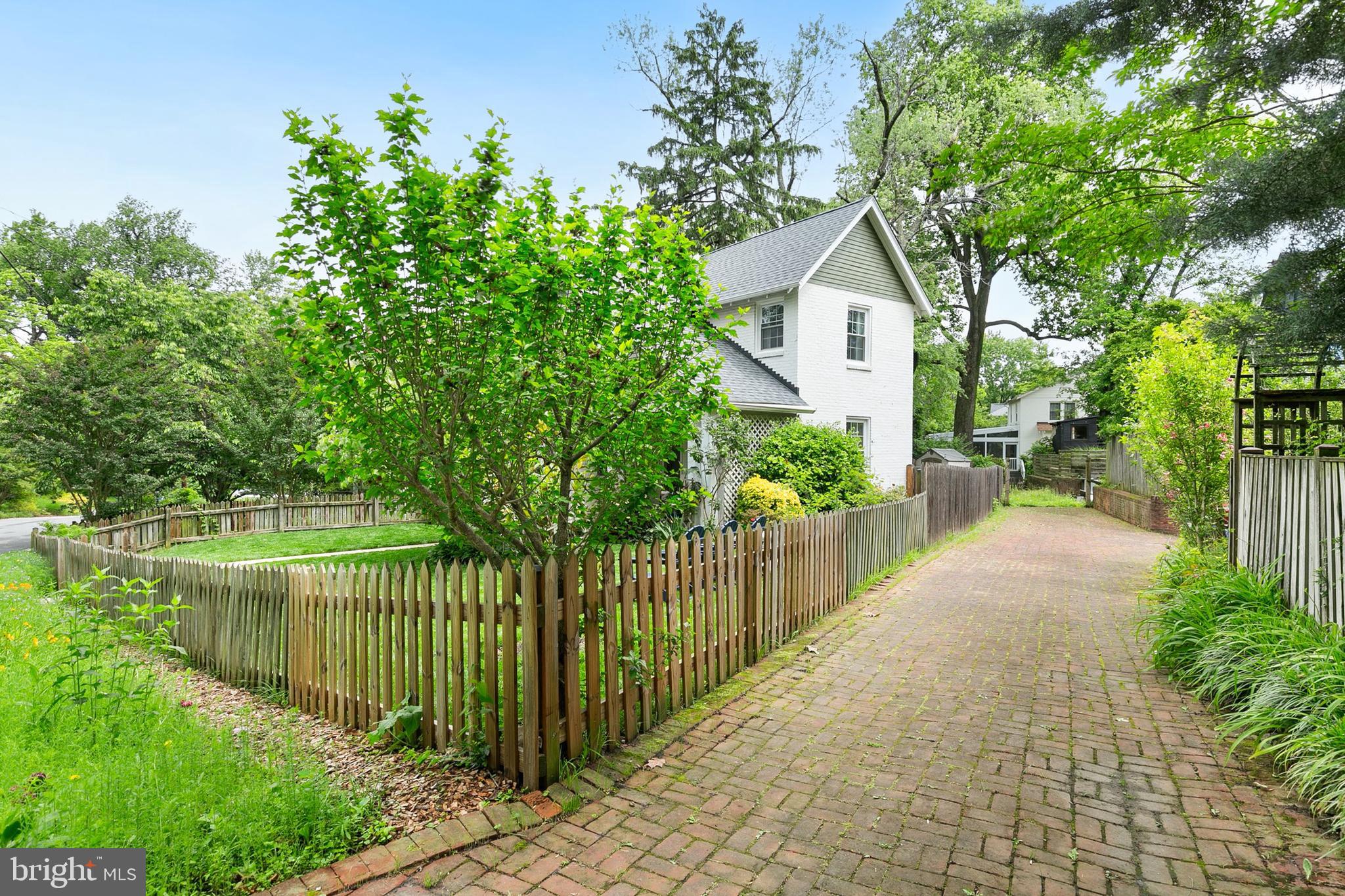 8601 Mayfair Place Silver Spring, MD 20910 - Photo 49 of 63