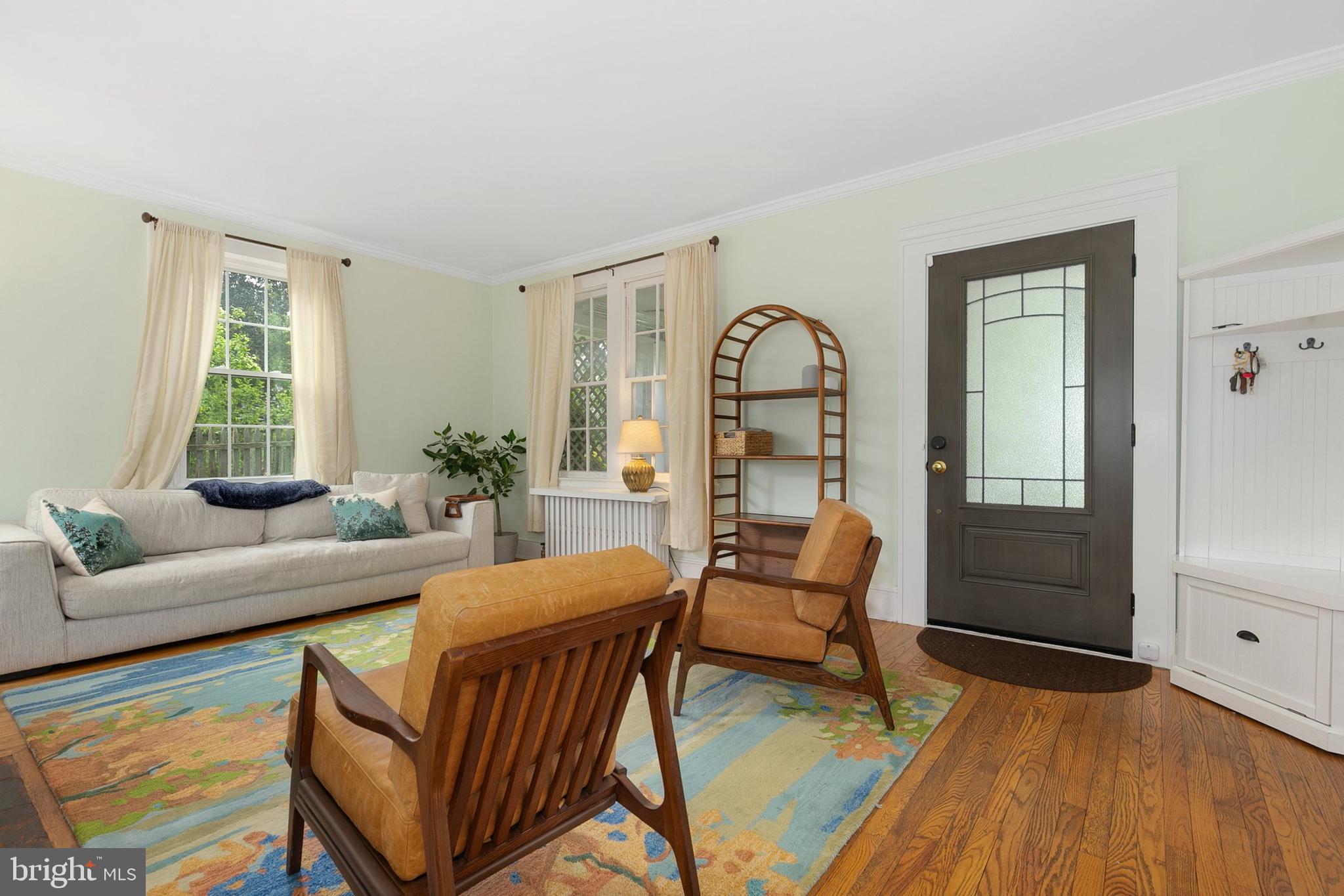 8601 Mayfair Place Silver Spring, MD 20910 - Photo 7 of 63 a living room with furniture and a window