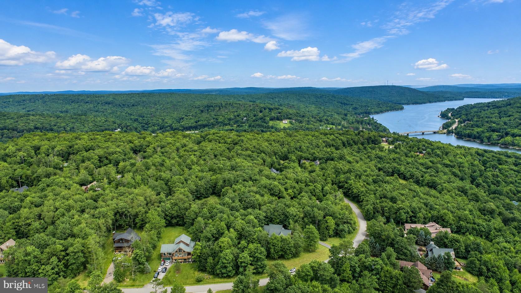 84 Mountaintop Road McHenry, MD 21541 - Photo 4 of 33