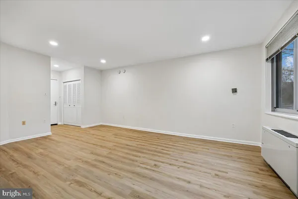 $167,500 | 10500 Rockville Pike, Unit 328, Rockville, MD 20852