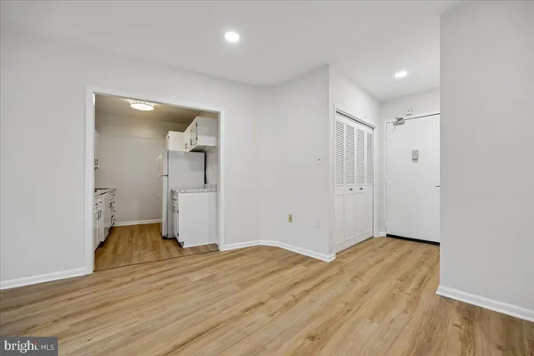 $167,500 | 10500 Rockville Pike, Unit 328, Rockville, MD 20852