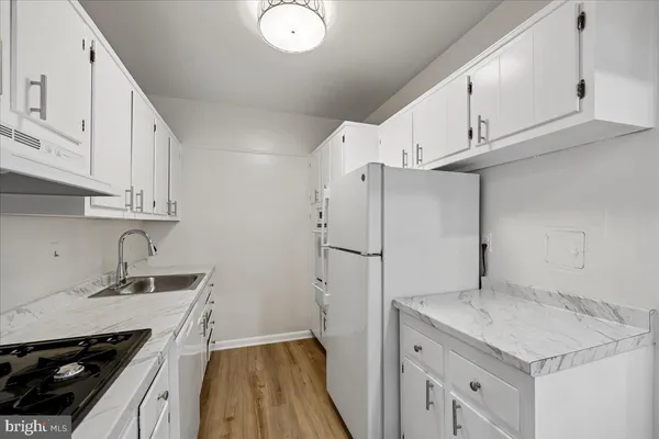 $167,500 | 10500 Rockville Pike, Unit 328, Rockville, MD 20852
