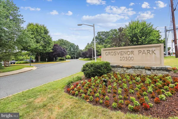 $167,500 | 10500 Rockville Pike, Unit 328, Rockville, MD 20852
