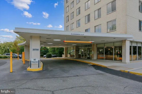 $167,500 | 10500 Rockville Pike, Unit 328, Rockville, MD 20852