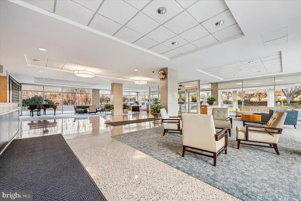 $167,500 | 10500 Rockville Pike, Unit 328, Rockville, MD 20852