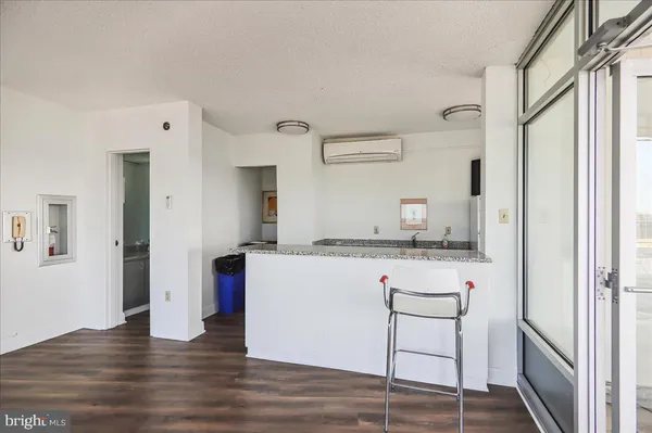 $167,500 | 10500 Rockville Pike, Unit 328, Rockville, MD 20852