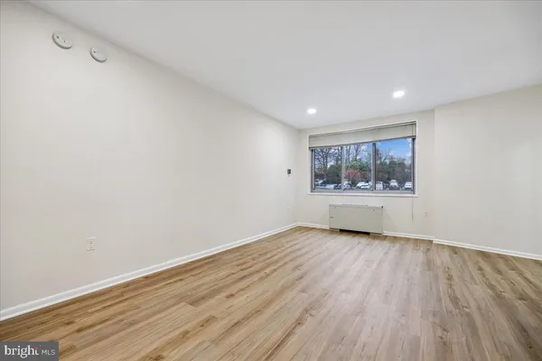 $167,500 | 10500 Rockville Pike, Unit 328, Rockville, MD 20852