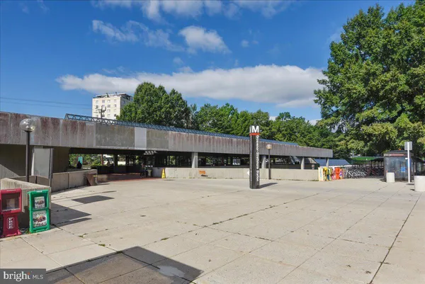 $167,500 | 10500 Rockville Pike, Unit 328, Rockville, MD 20852