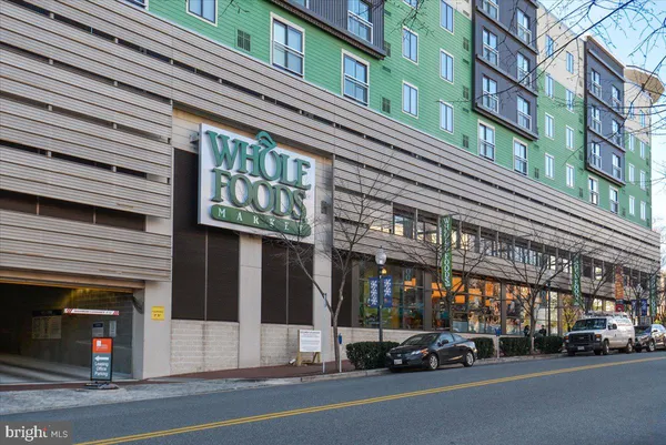 $167,500 | 10500 Rockville Pike, Unit 328, Rockville, MD 20852