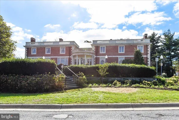 $167,500 | 10500 Rockville Pike, Unit 328, Rockville, MD 20852